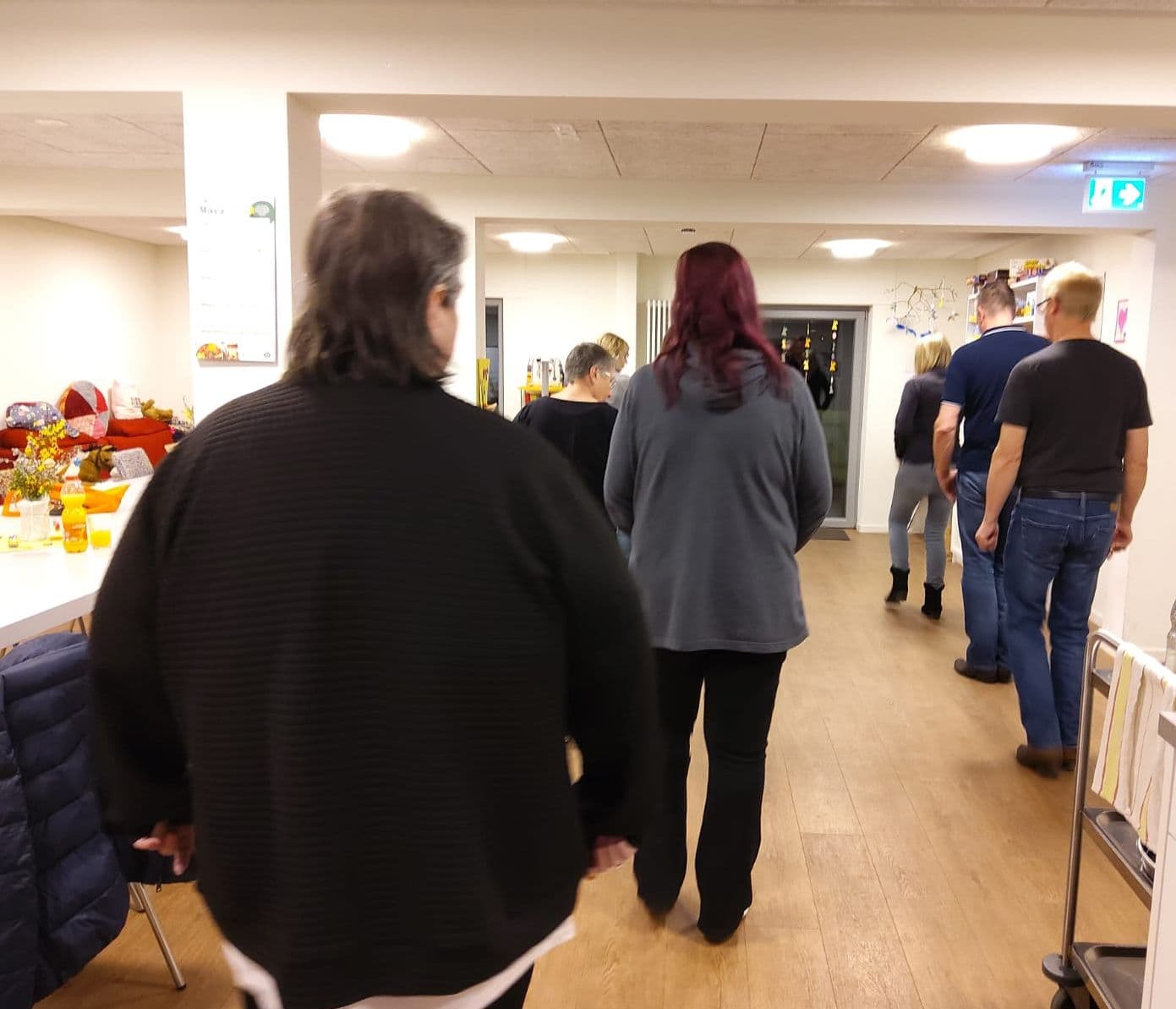 Line Dancer beim fröhlichen Tanzen